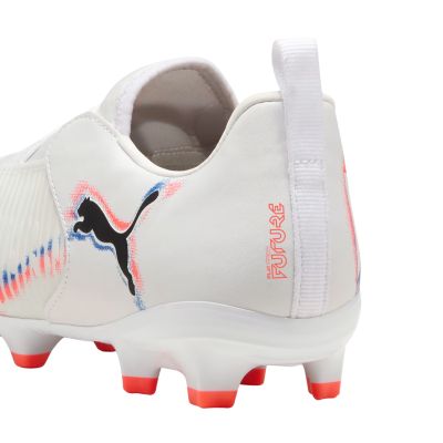 9. Buty piłkarskie Puma Future 8 Match LL FG/AG Jr 108618 01