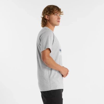 7. Koszulka New Balance Sport Graphic M MT51940AG
