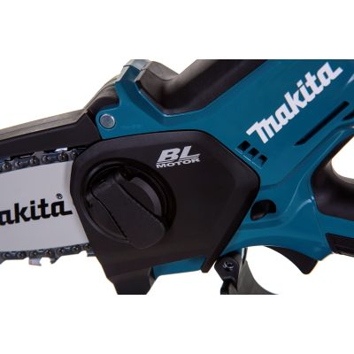 22. Pilarka do gałęzi aku UC100DZ01 MAKITA