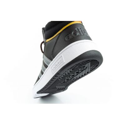 8. Buty adidas Hoops M HR1440