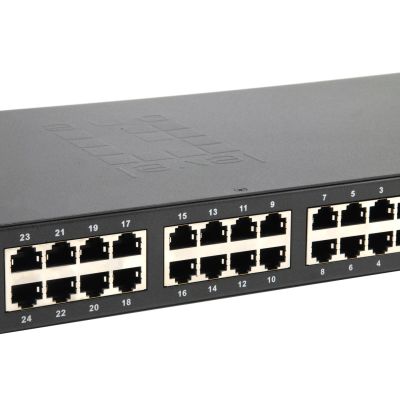 4. Przełącznik LevelOne FE PoE+ 26-portowy 19" 150W 1Gbps