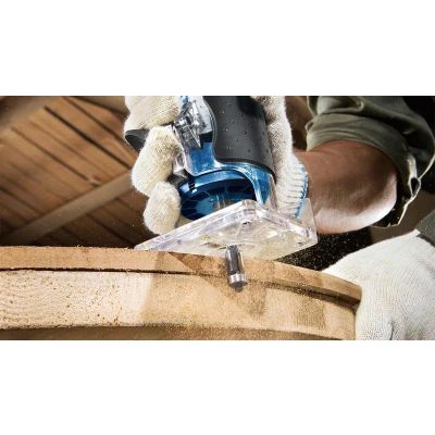 4. Frezarka 550W GKF 550 BOSCH