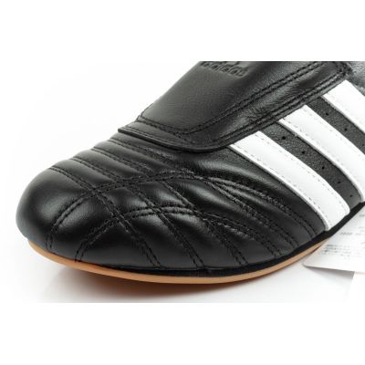 6. Adidas buty damskie sportowe Taekwondo czarne wsuwane skórzane