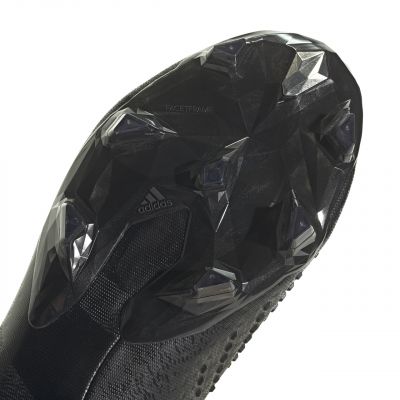 5. Buty piłkarskie adidas Predator Accuracy.1 Low FG M GW4575