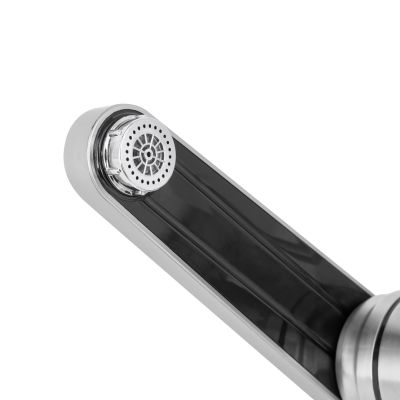 8. Przepływowy podgrzewacz wody NOVEEN IWH560