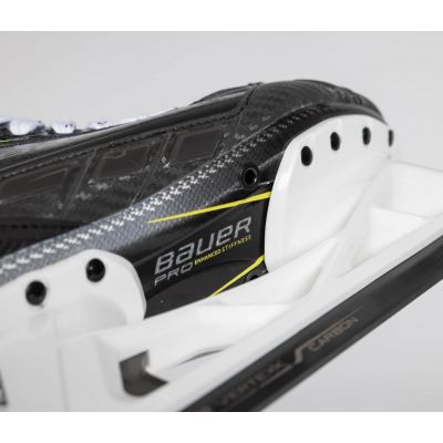 8. Łyżwy bramkarskie Bauer Pro '21 Int M 1058921