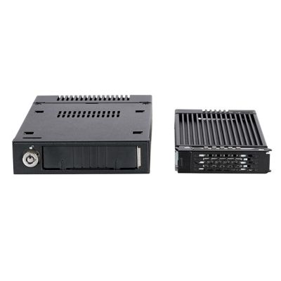 8. Mobilny stojak Icy Dock M.2 PCIe NVMe