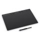 2. Tablet graficzny WACOM Intous Pro Large (2025) z Multi-Touch i regulowaną podstawką