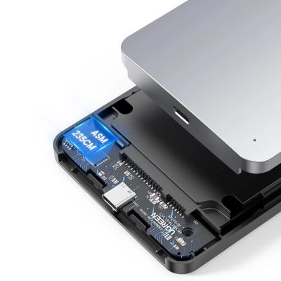 8. Kieszeń Ugreen CM300 70498 na dysk twardy 2,5'' SATA 3.0 6Gbps - szary + kabel USB-C - USB-A 0.5m