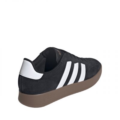 3. Buty adidas Barreda M JS2695