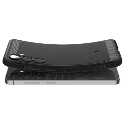 5. Etui Spigen Rugged Armor na Samsung Galaxy S24 FE - czarne