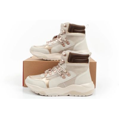 37. Buty Lee Cooper W LCJ-24-03-3047L