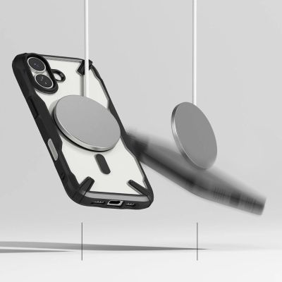 6. Etui Ringke Fusion X Magnetic MagSafe na iPhone 17 - czarne