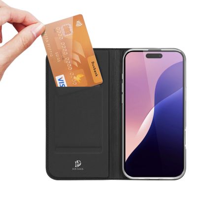 3. Etui Dux Ducis Skin Pro na iPhone 16 Pro z klapką i miejscem na kartę - czarne