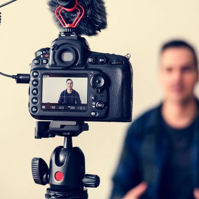 13. Cardioid Condenser Microphone BY-MM1