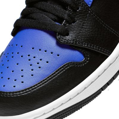 8. Buty do koszykówki Air Jordan 1 Mid Royal - 554724-077