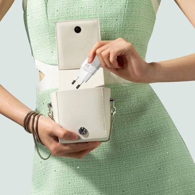 9. Ładowarka sieciowa Baseus GaN5 25W USB-C - biała