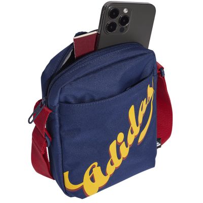 3. Torba saszetka adidas Tiro Graphic KE6849