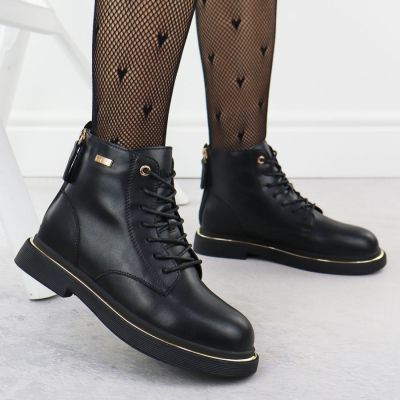 6. Skórzane botki damskie workery czarne Goe SS2N4101