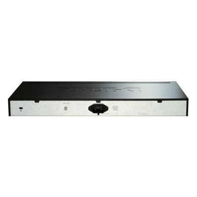 8. Switch D-Link DGS-1510-20/E (16x 10/100/1000Mbps)
