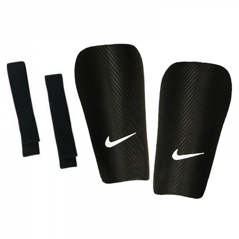 3. Ochraniacze piłkarskie Nike J Guard-CE SP2162-010