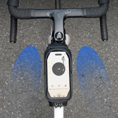 7. Sakwa rowerowa Wozinsky na ramę pancerna z kieszonką na telefon 1.7 l - czarna