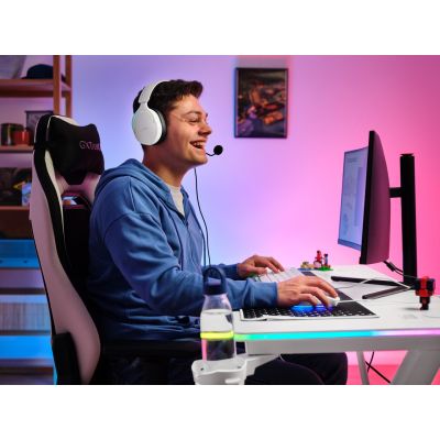 20. Biurko gamingowe TRUST GXT 709W LUMINUS RGB WHITE