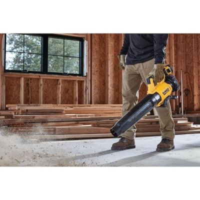 3. Dmuchawa osiowa 18V 1x5,0Ah DCMBL562P1 DEWALT