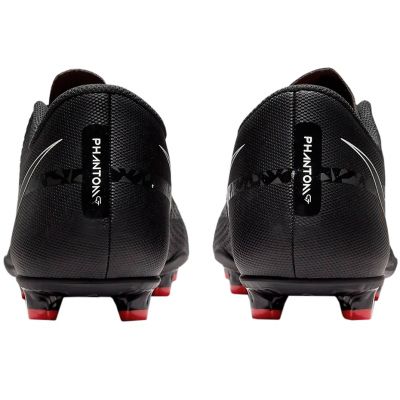 4. Buty piłkarskie Nike Phantom GT2 Club MG DA5640 001