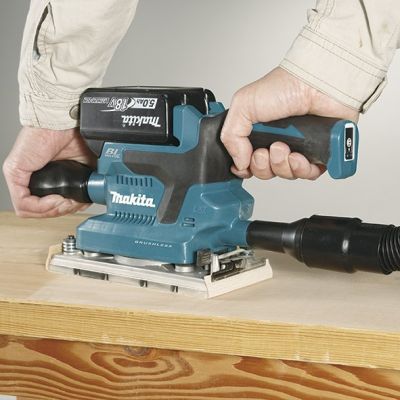 3. Makita DBO381ZU bez kategorii