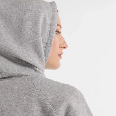 15. Bluza New Balance Sport Fleece Logo Hoodie W WT43524AG