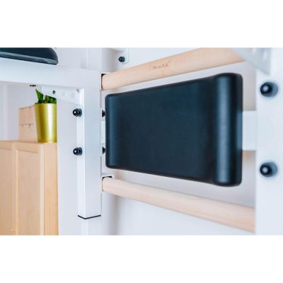 16. DRABINKA GIMNASTYCZNA DREWNIANO METALOWA Z DRĄŻKIEM I AKCESORIAMI BENCHK 232W