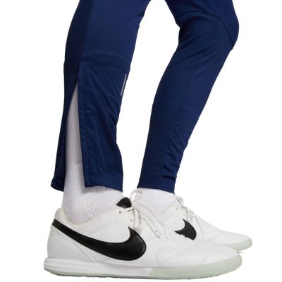 17. Spodnie Nike Therma-Fit Strike Pant Kwpz Winter Warrior M DC9159 492