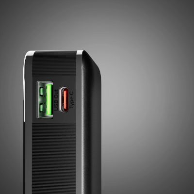 7. Powerbank SBS 10000 mAh 20W z wbudowanym kablem USB-C i wyświetlaczem cyfrowym - czarny