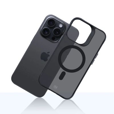 12. Etui 3mk Smoke MagCase z MagSafe na iPhone 15 Pro - półprzezroczyste