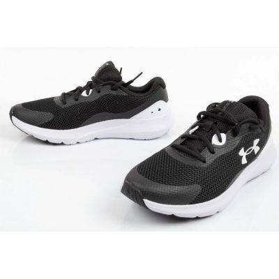 9. Buty Under Armour W 3024989-001