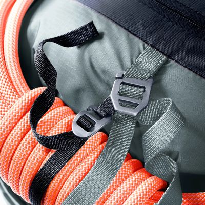 11. Plecak Deuter Guide 30L 3361323-7411