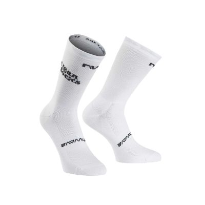 2. Skarpety rowerowe NORTHWAVE Clean Sock biały