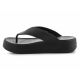 5. Japonki Crocs Getaway Platform Flip Black W 209410-001