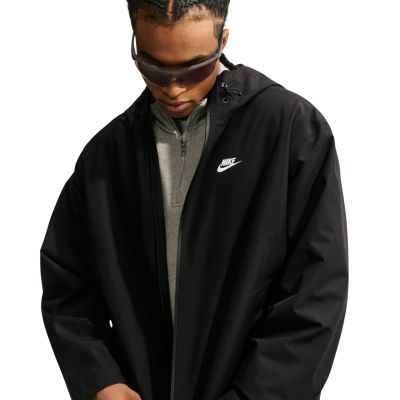 3. Kurtka męska Nike Windrunner czarna IO4379 010