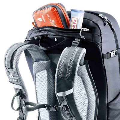 7. Plecak turystyczny Deuter Trail Pro 33 344112474110