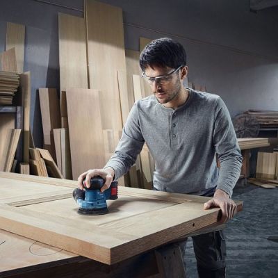 7. BOSCH Szlifierka mimośrodowa 125mm GEX 185-LI SOLO