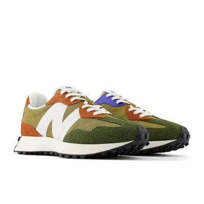 9. Buty New Balance M MS327HC