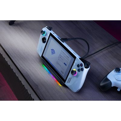 4. Stacja dokująca Razer RC21-02310100-R3M1 1D94-00D Czarny
