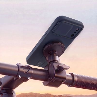 7. Etui Tech-Protect Kevlar Aura MagSafe na iPhone 18 Pro / 17 Pro - granatowe