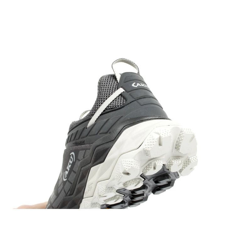 18. Buty trekkingowe Aku Flyrock GTX M 698632