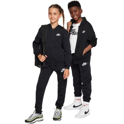 6. Bluza dla dzieci Nike Club Fleece czarna FD3017 010