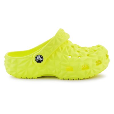 11. Klapki Crocs Classic Geometric Clog Jr 209572-76M