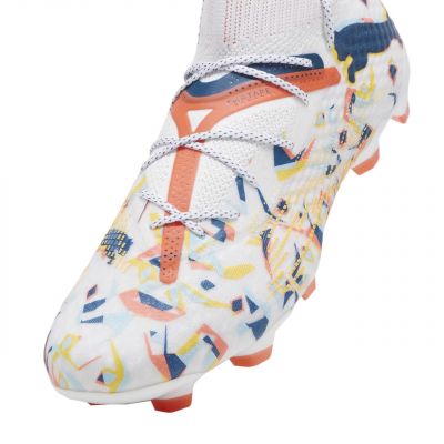 5. Buty piłkarskie Puma Future 7 Ultimate Creativity FG/AG M 107836 01