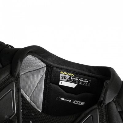 3. Naramienniki hokejowe Bauer Supreme M5 Pro Int M 1061867